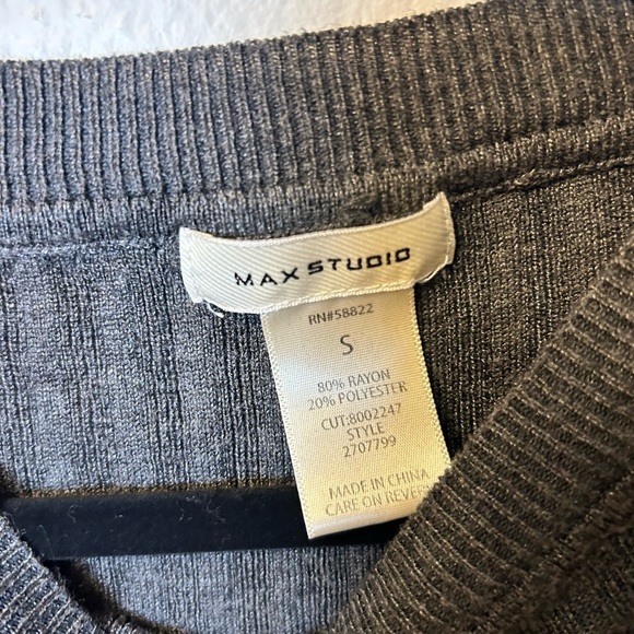 Max Studio Ribbed Sweater Grey Size Small - Picture 5 of 6